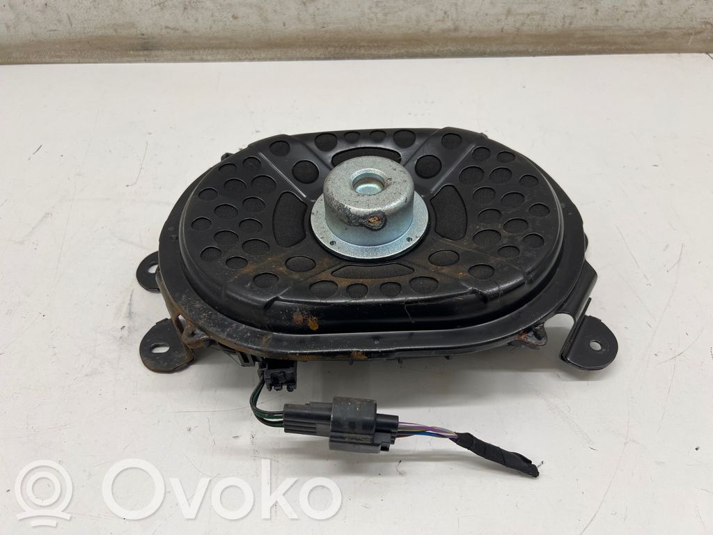 Altavoz subwoofer   J9D318808AA