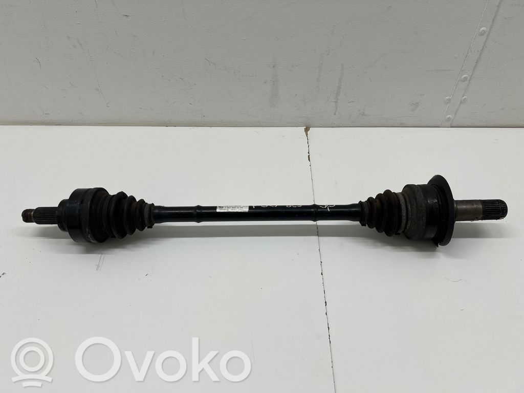 BMW 3 F30 F35 F31 Takavetoakseli 