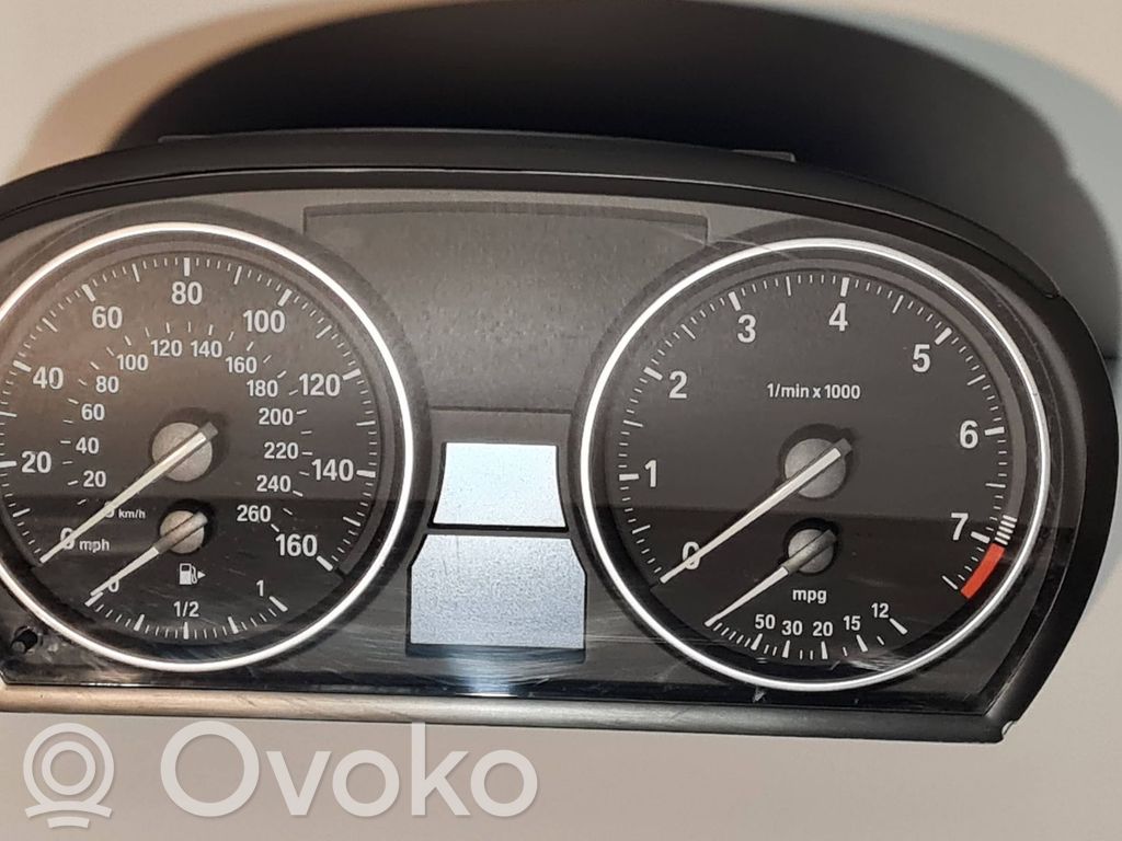 BMW X1 E84 Speedometer (instrument cluster) 