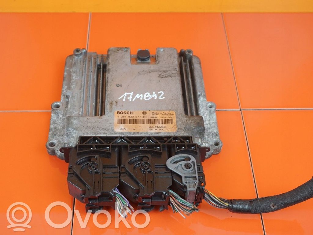 Engine control unit/module   237102265R,M9T870,0281030577,17MB42