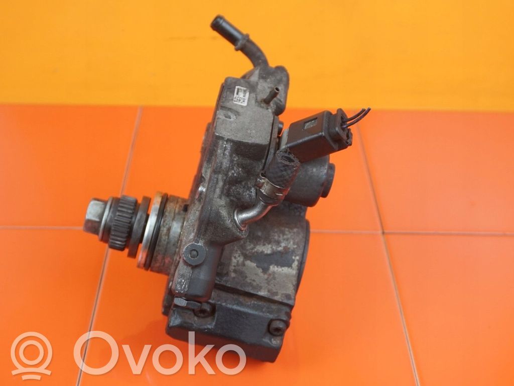 Mercedes-Benz Sprinter W906 Fuel injection high pressure pump 