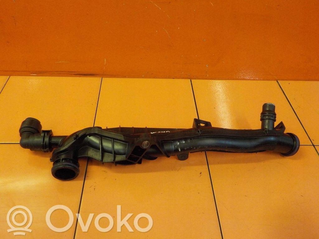 Peugeot 308 Engine coolant pipe/hose 