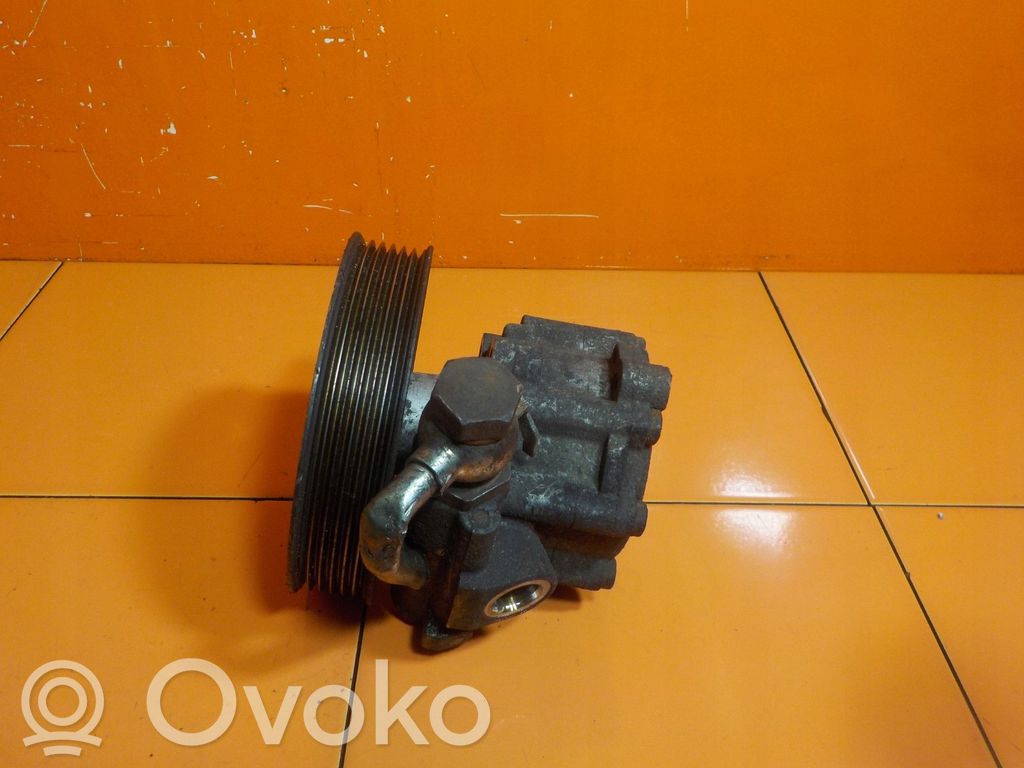 Alfa Romeo Giulietta Power steering pump 