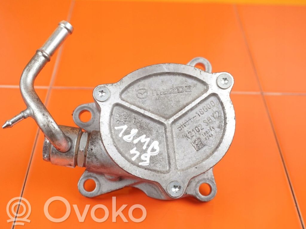 Peugeot 208 I Vacuum pump 