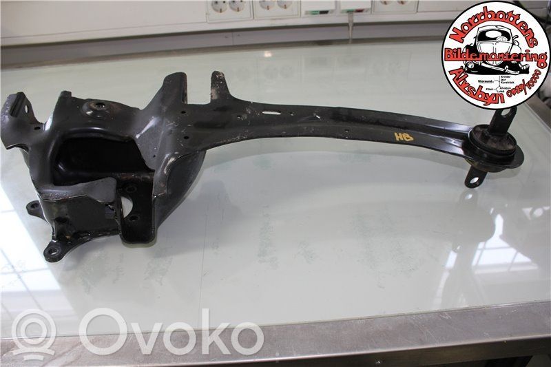 Volvo V50 Galinė svirtis 