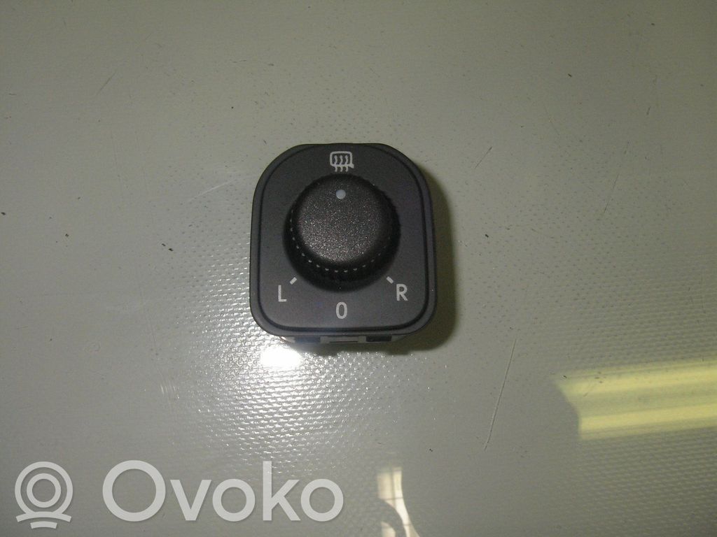 Volkswagen Amarok Interruttore specchietto retrovisore 