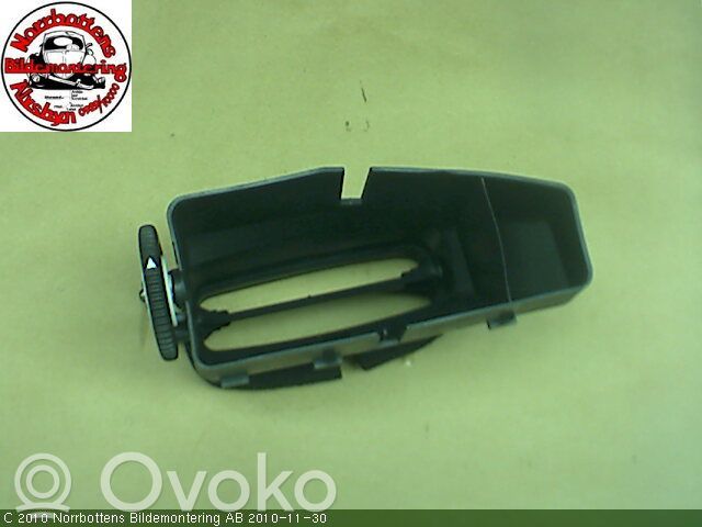 Saab 9-5 Dash center air vent grill 