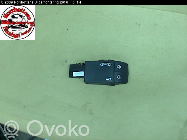 Renault Clio II Steering wheel buttons/switches 