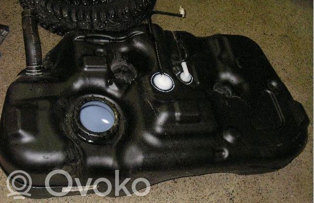 Nissan Qashqai+2 Polttoainesäiliö 