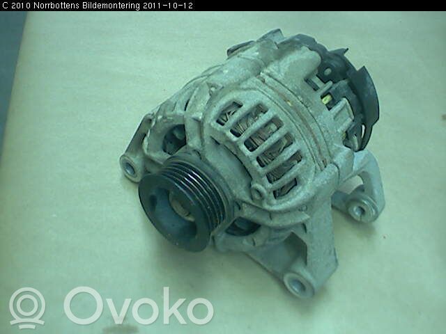 Opel Astra H Alternador 