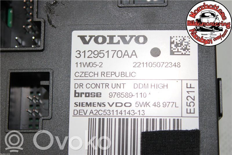 Volvo V50 Silnik regulatora szyby drzwi przednich 