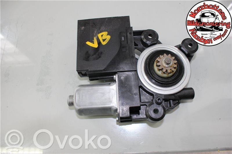 Volvo V50 Silniczek podnoszenia szyby drzwi tylnych 