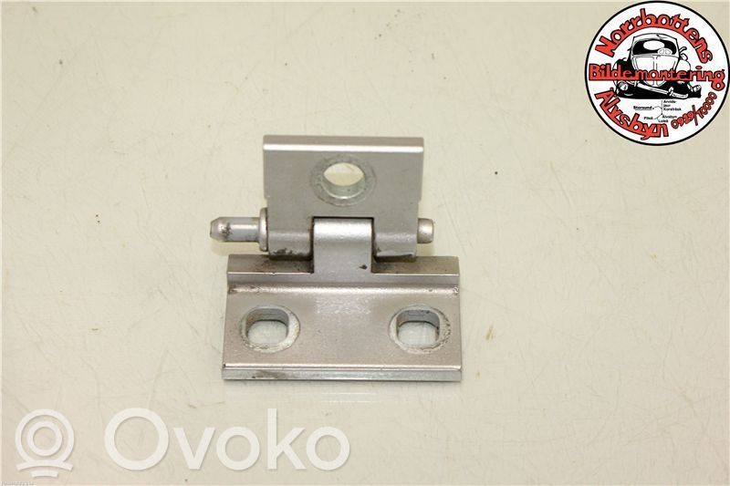 Volvo V70 Front door upper hinge 