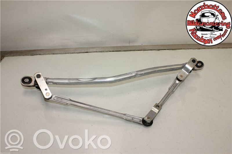 Mazda 3 I Front wiper linkage 