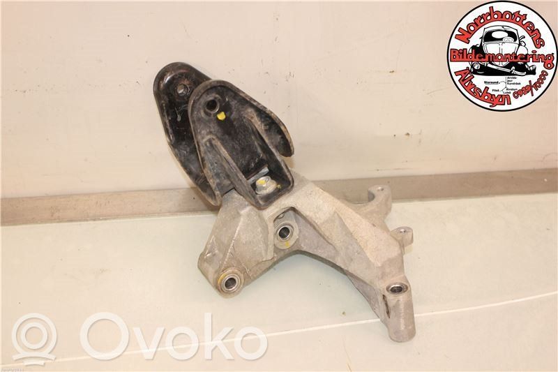 Suzuki Swift II Gearbox mount 