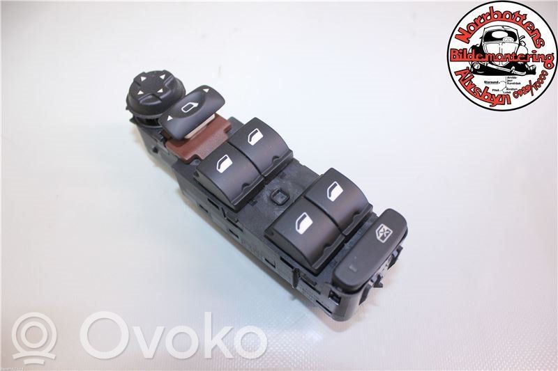 Citroen C4 II Electric window control switch 