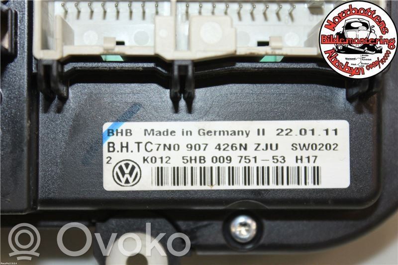 Volkswagen Golf VI Climate control unit 