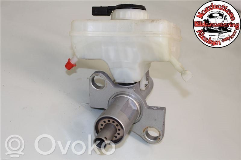 Audi A5 8T 8F Cilindro del sistema frenante 