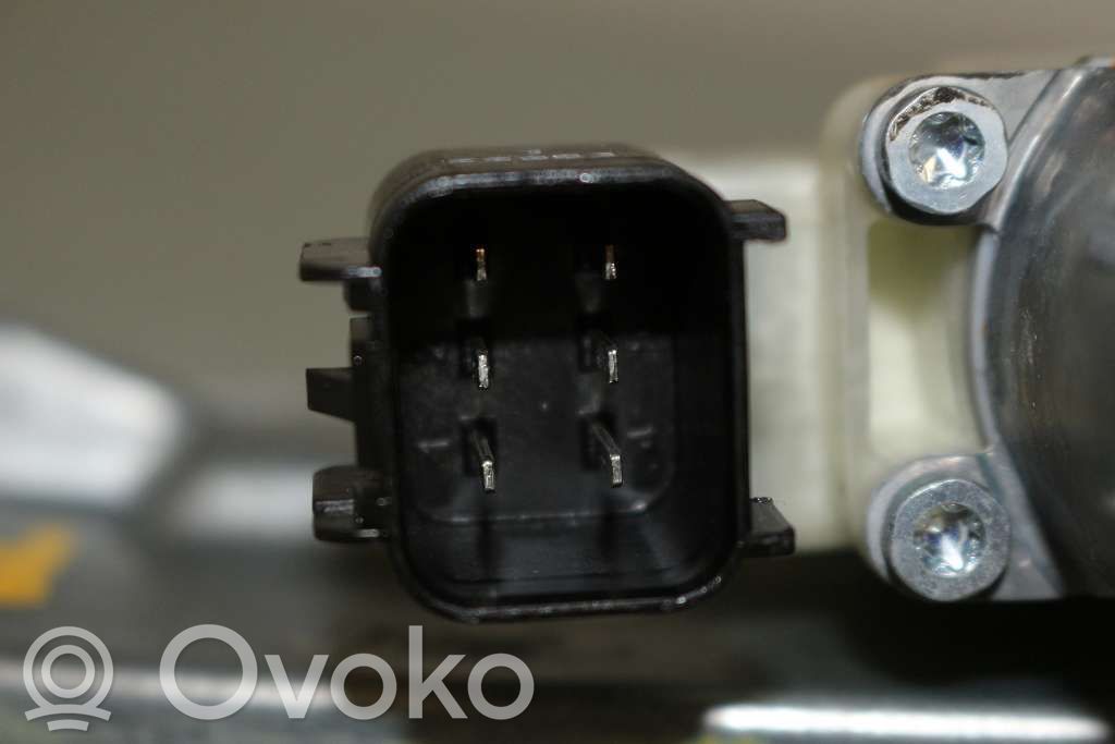 Ford Focus Elektryczny podnośnik szyby drzwi tylnych 