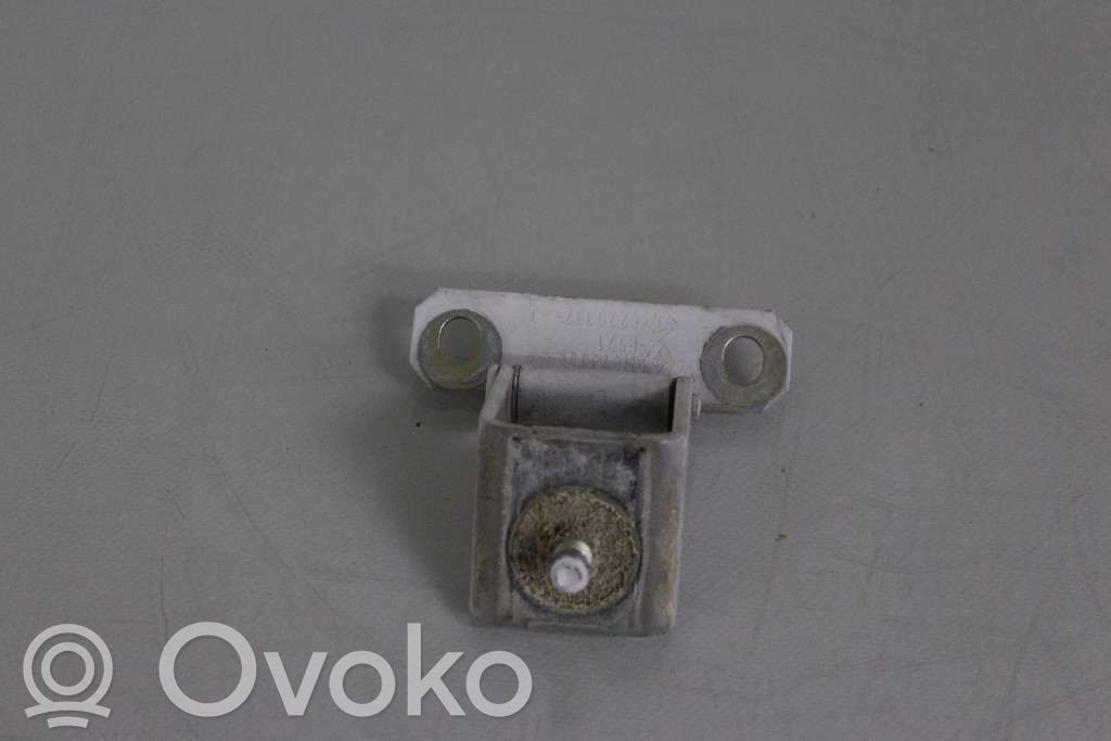 Renault Megane III Tailgate/trunk/boot hinge 