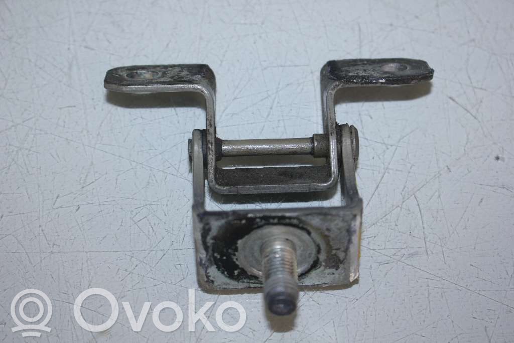 Tailgate/trunk/boot hinge   904001U60C