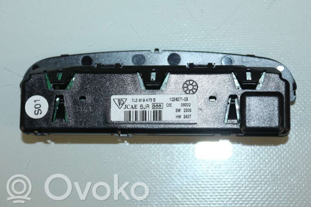 Monitor / wyświetlacz / ekran   102407103,7L5919473B