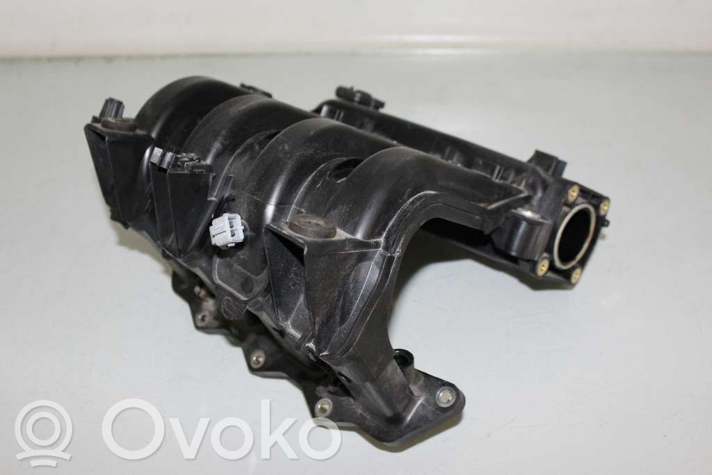 Renault Clio III Intake manifold 