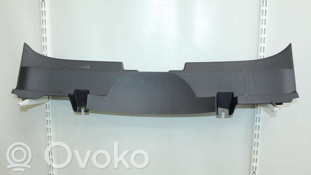 Mitsubishi Lancer X Moldura protectora del borde trasero 