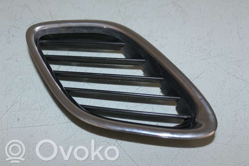 Saab 9-3 Ver2 Etupuskurin alempi jäähdytinsäleikkö 