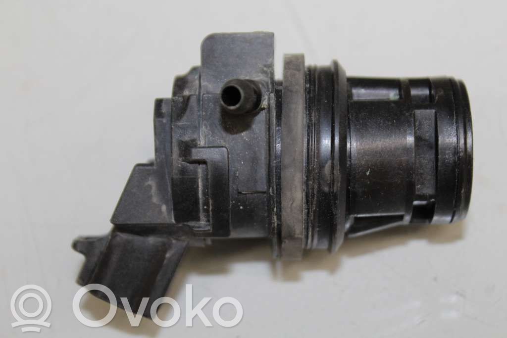 Mazda 6 Windscreen/windshield washer pump 
