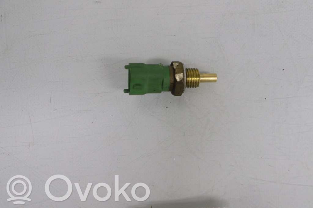 Volvo V70 Régulateur de pression de carburant 