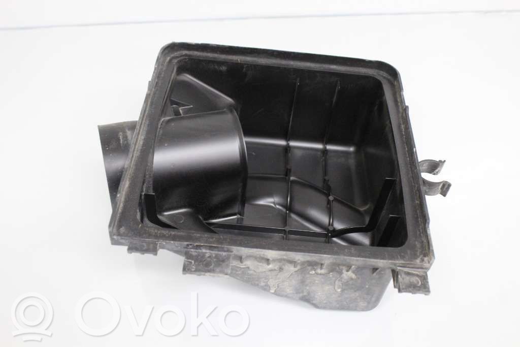 Subaru Outback Luftfilterkasten 