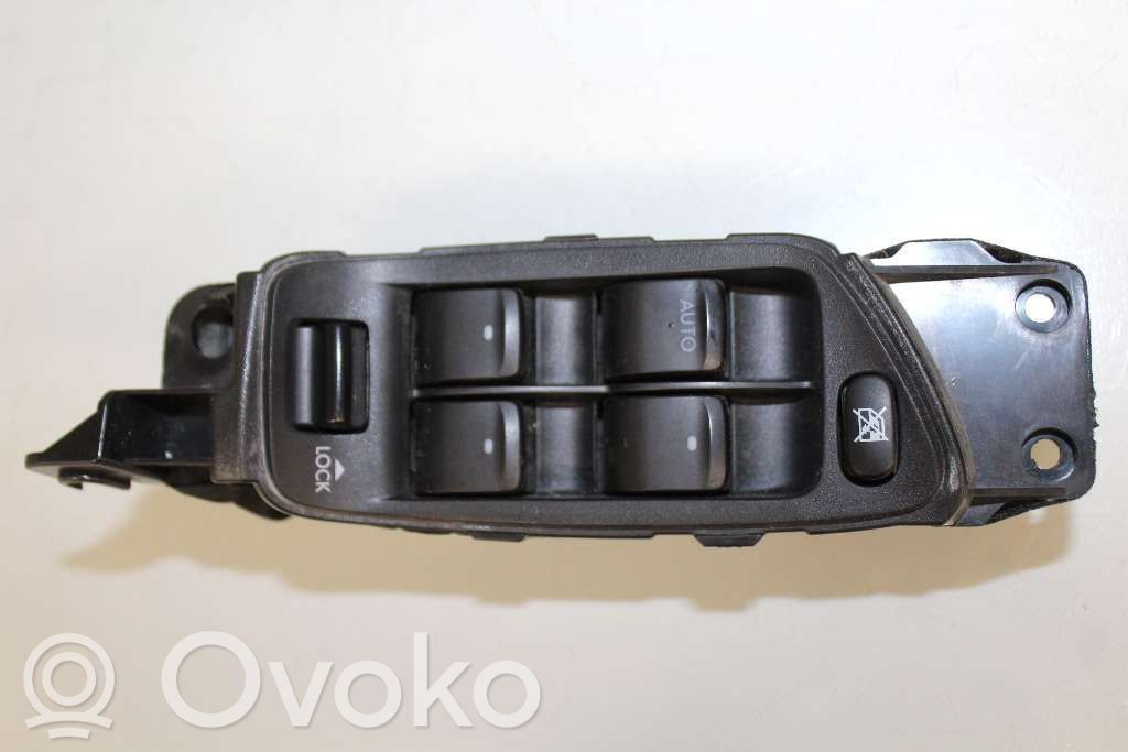 Subaru Legacy Electric window control switch 