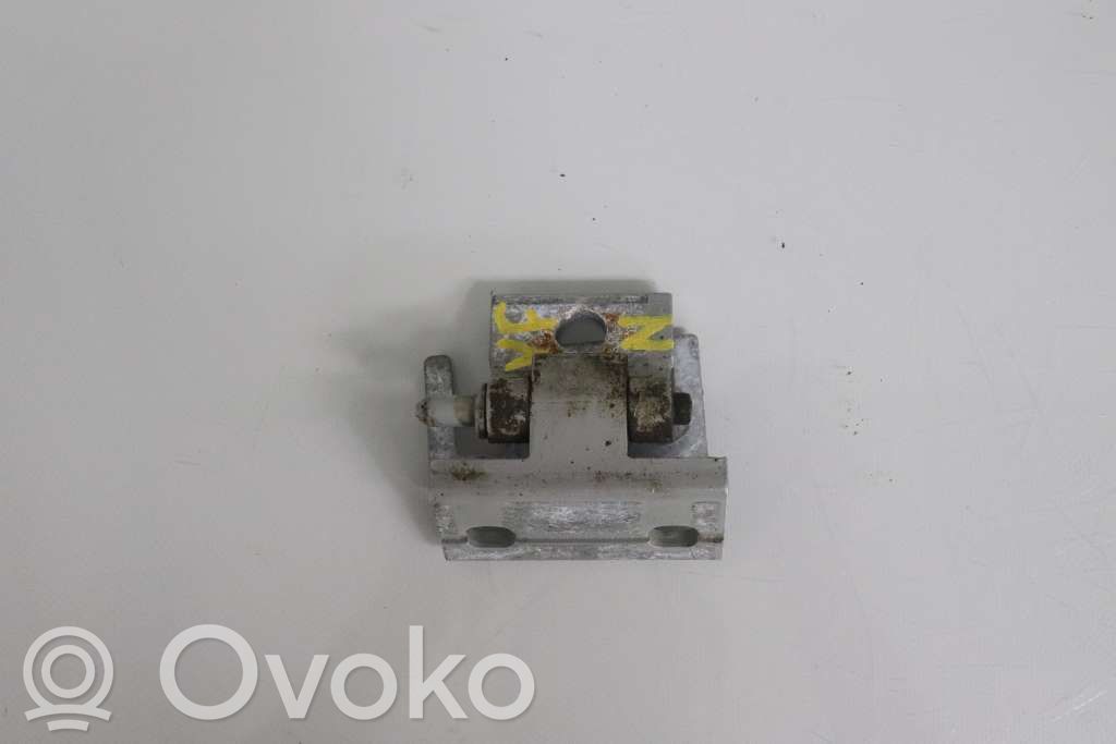 Volvo S80 Front door lower hinge 