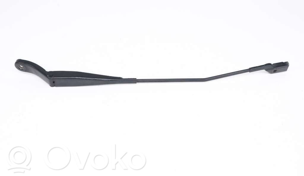 Citroen Berlingo Front wiper blade arm 