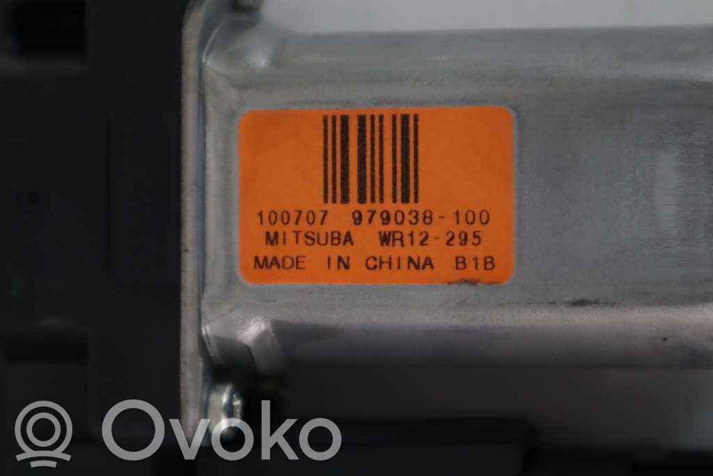 Volvo S40 Motor del regulador de la ventanilla de la puerta delantera 