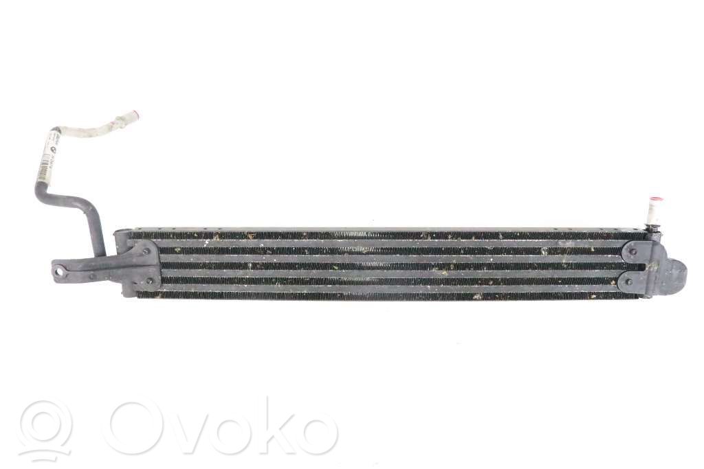 BMW 5 E60 E61 Vairo stiprintuvo radiatorius 