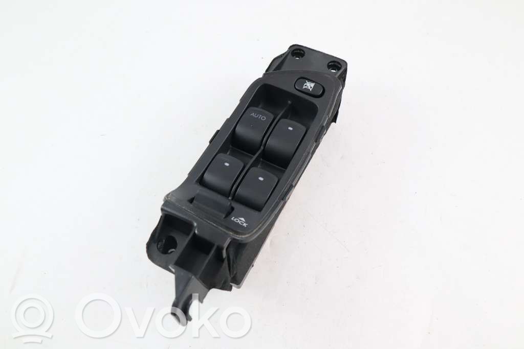 Electric window control switch   83071AG021,M021