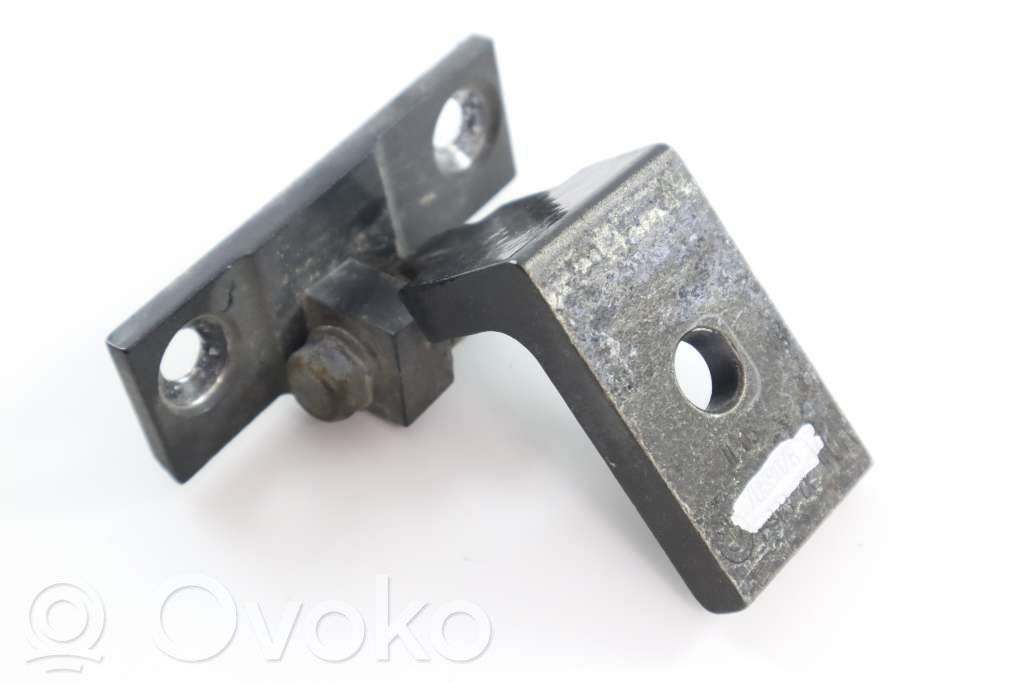 Front door lower hinge   41517176850,7068078