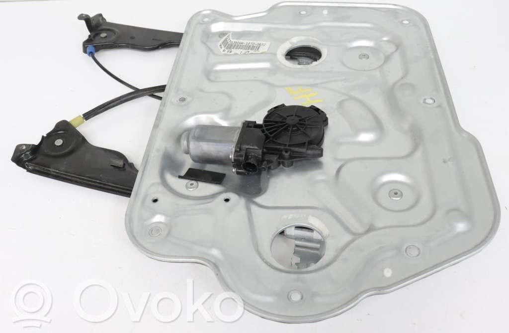 Nissan Qashqai Elektryczny podnośnik szyby drzwi przednich 