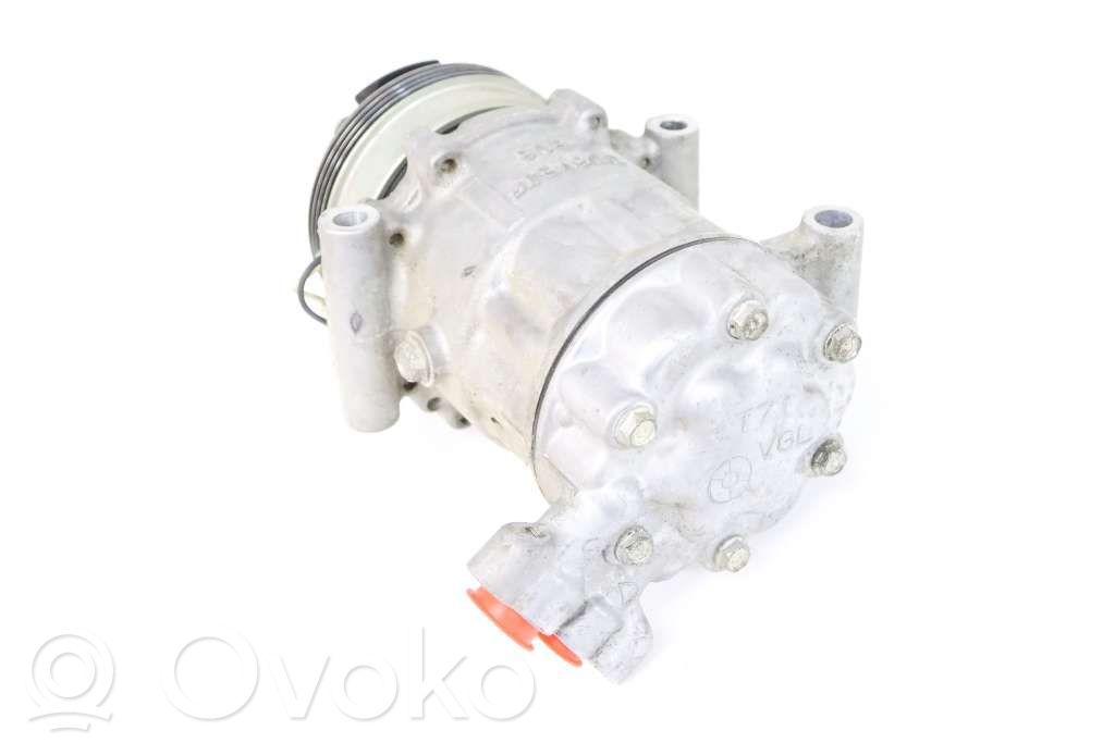 Ilmastointilaitteen kompressorin pumppu (A/C)   1427,8200618853