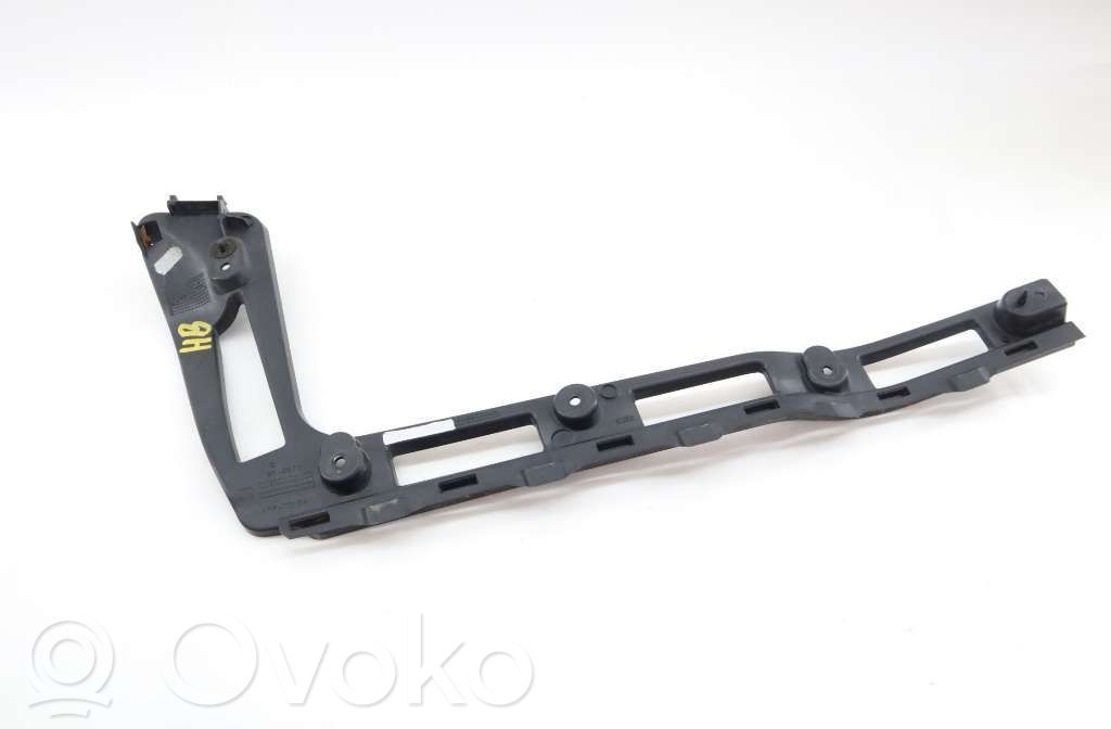 Ford Focus Tailgate trim 