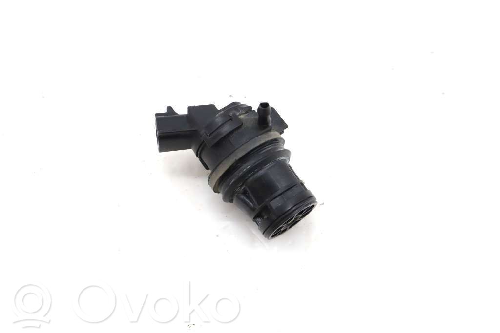 Mazda 6 Windscreen/windshield washer pump 