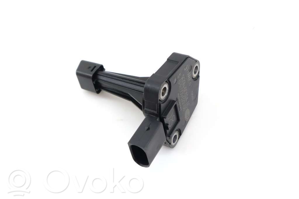 Volvo XC70 Oil level sensor 