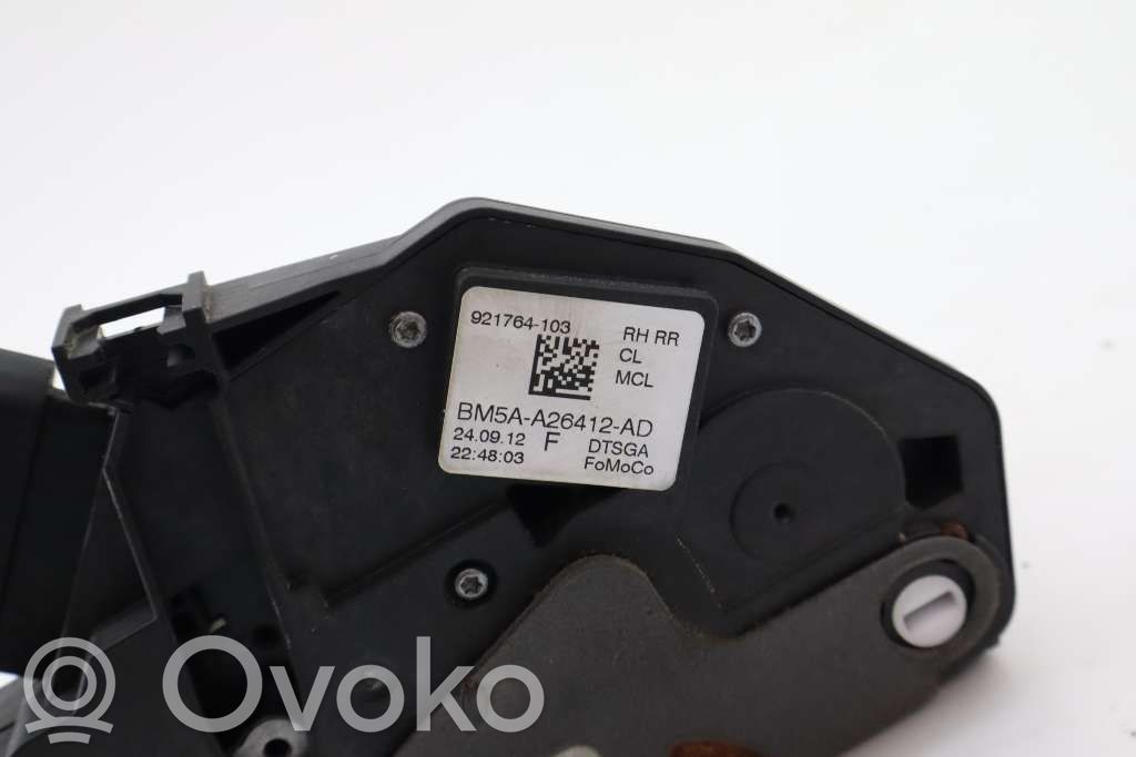 Ford Focus Takaoven lukko 