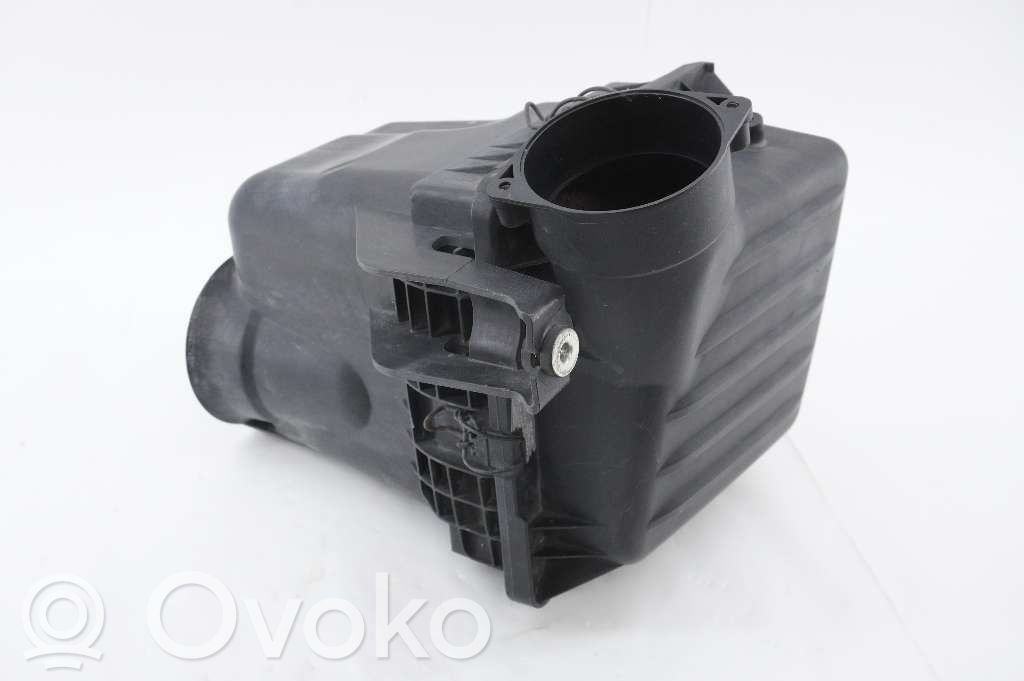 Chrysler 300 - 300C Air filter box 