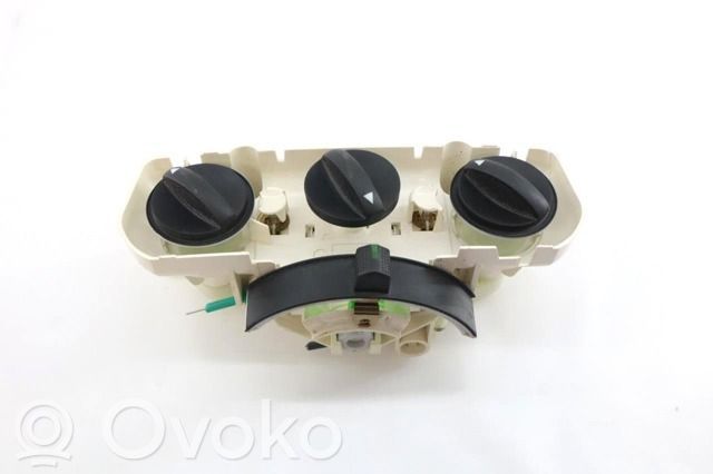Toyota Corolla E120 E130 Climate control unit 