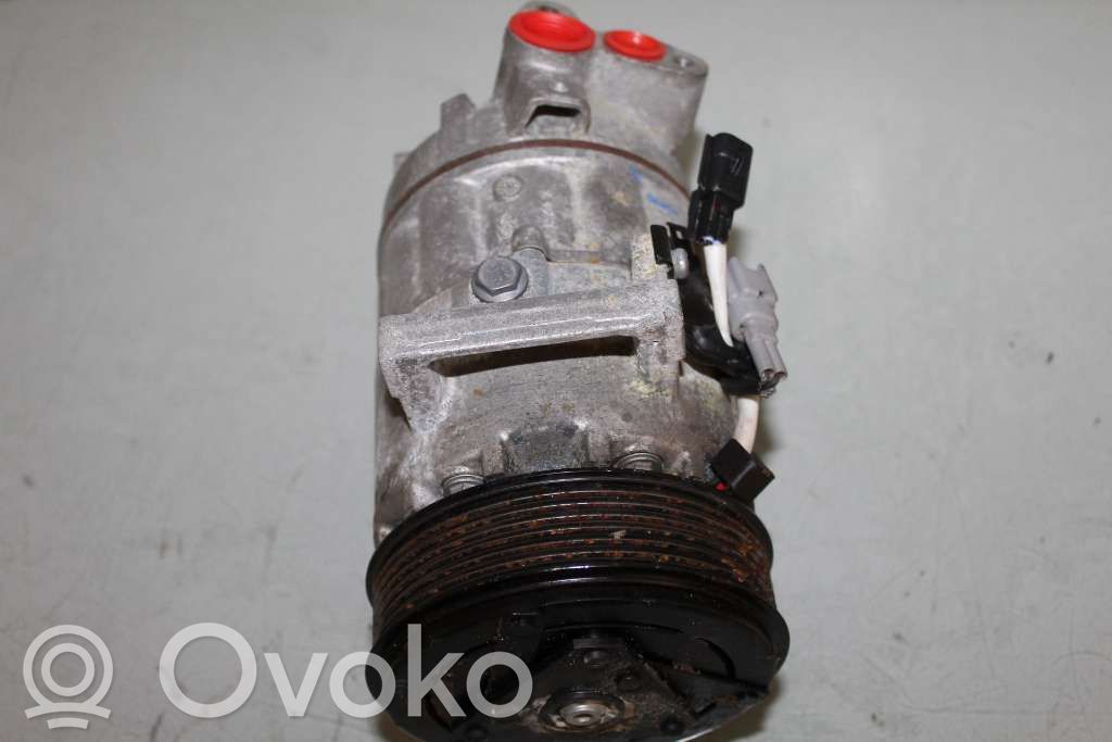 Renault Captur Air conditioning (A/C) compressor (pump) 