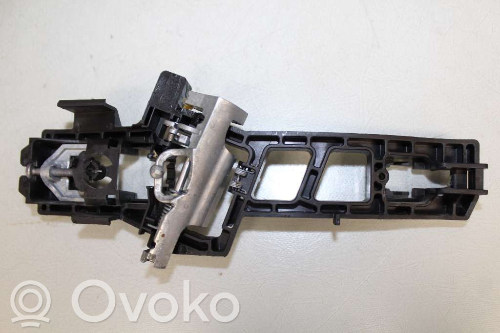 Ford Fiesta Manecilla externa puerta delantera 