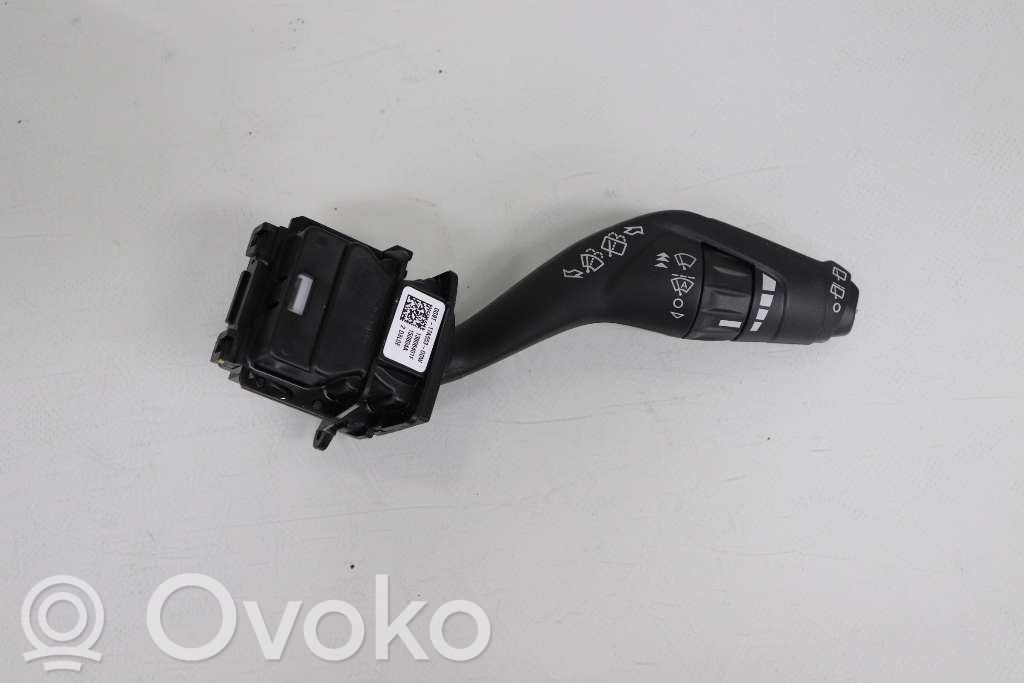 Ford Mondeo MK V Pyyhkijän vipu 